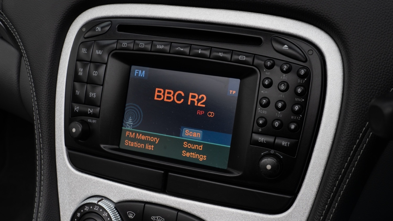 Used Mercedes-Benz SL 2004 for sale - 76124263: Photo 21