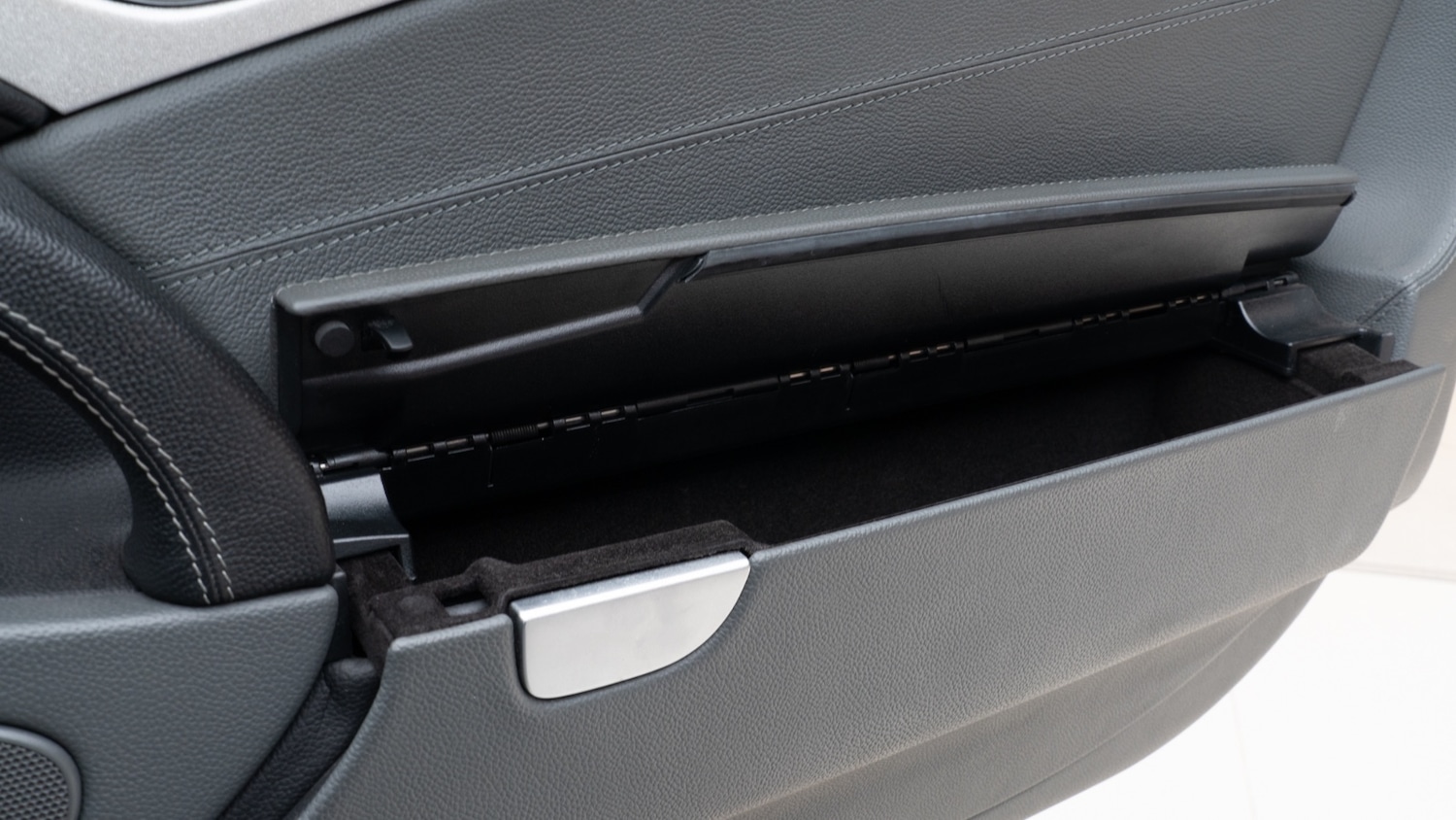 Used Mercedes-Benz SL 2004 for sale - 76124263: Photo 27