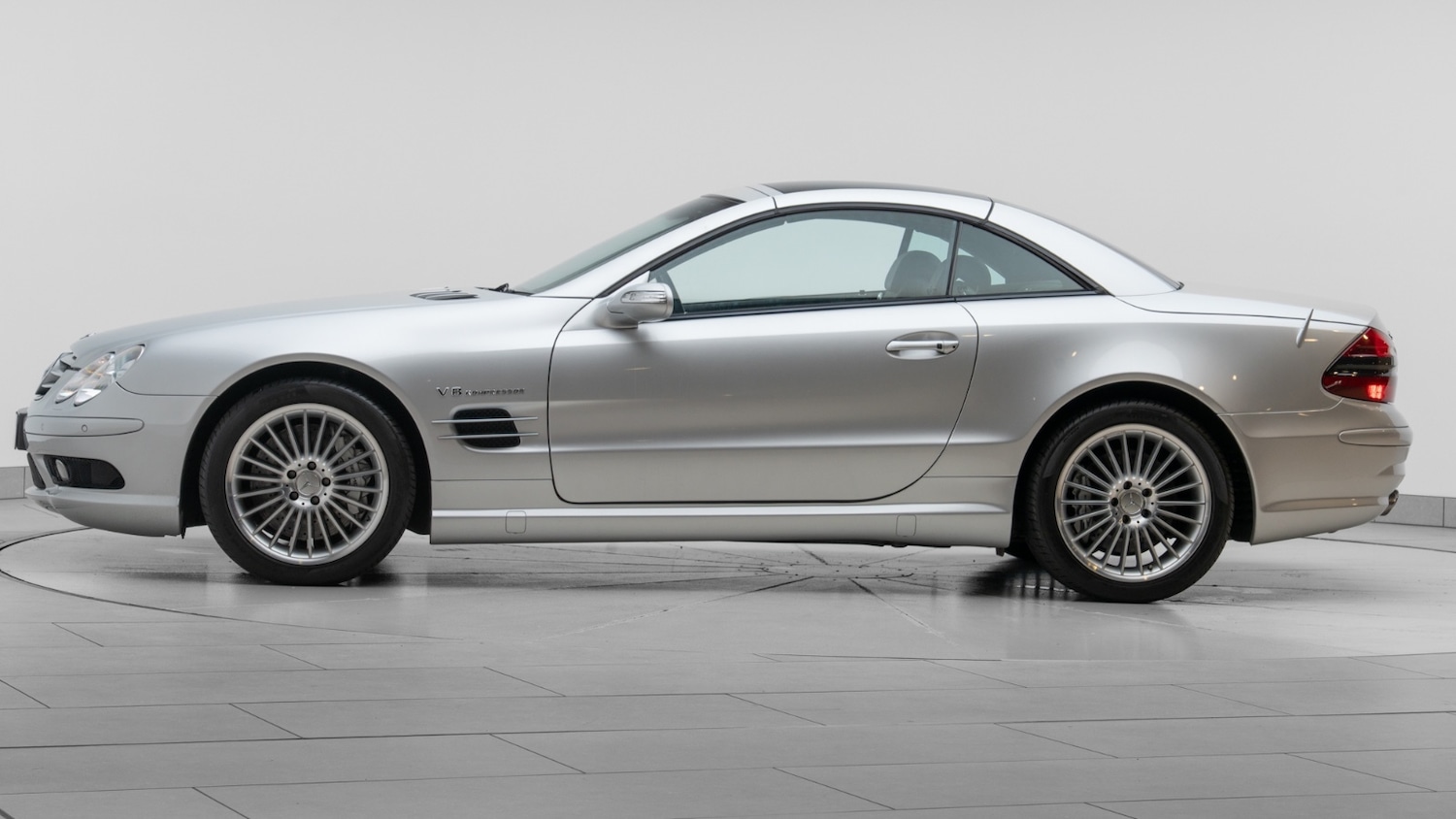 Used Mercedes-Benz SL 2004 for sale - 76124263: Photo 5
