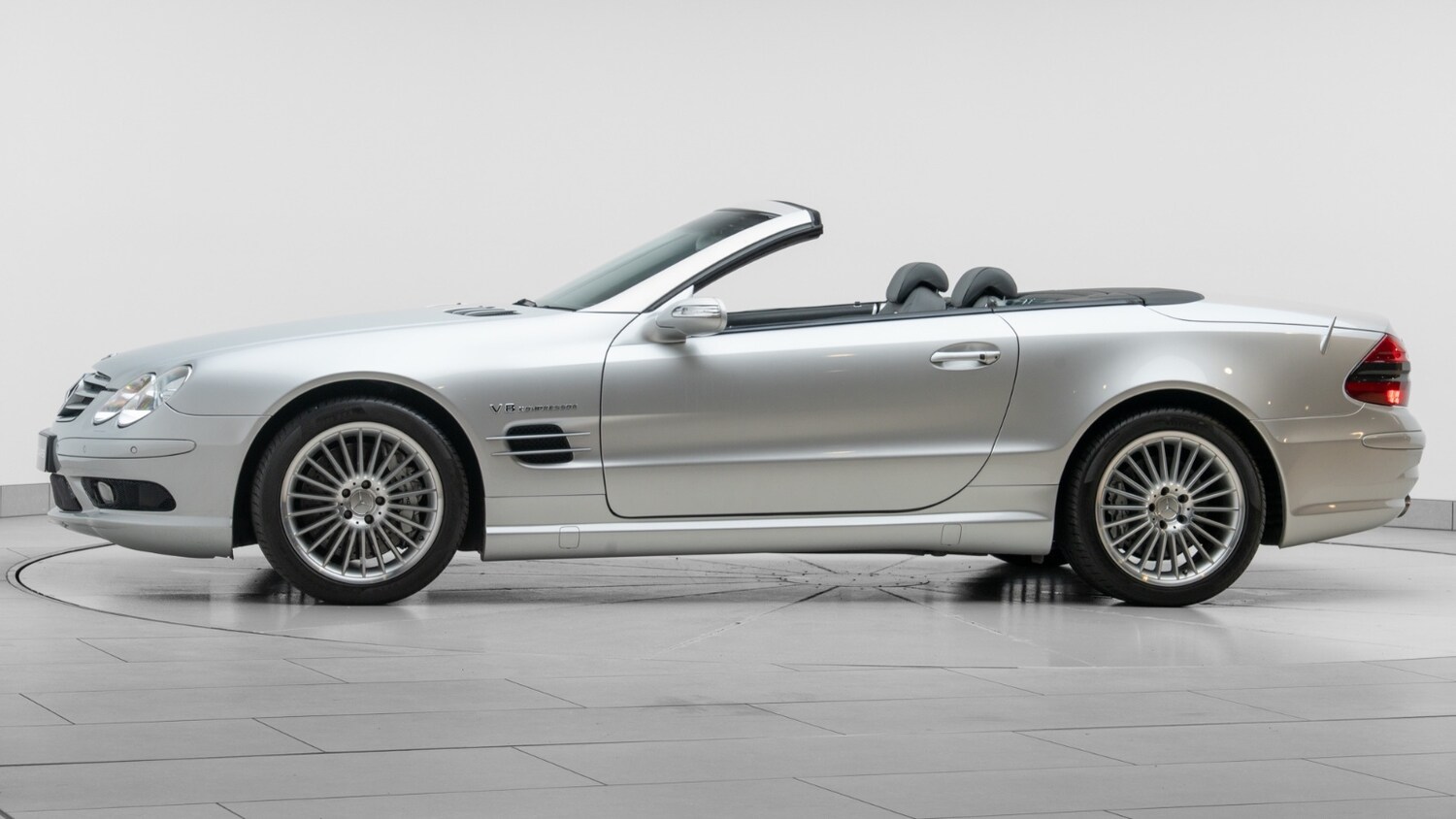 Used Mercedes-Benz SL 2004 for sale - 76124263: Photo 7