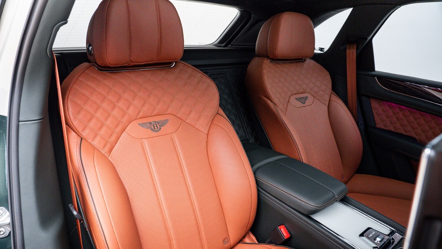 Used Land Rover Defender 2025 for sale - 77702696: Photo 10