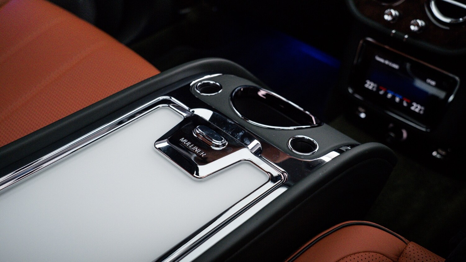 Used Land Rover Defender 2025 for sale - 77702696: Photo 17