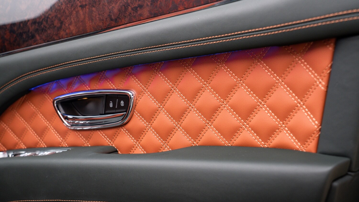 Used Land Rover Defender 2025 for sale - 77702696: Photo 26