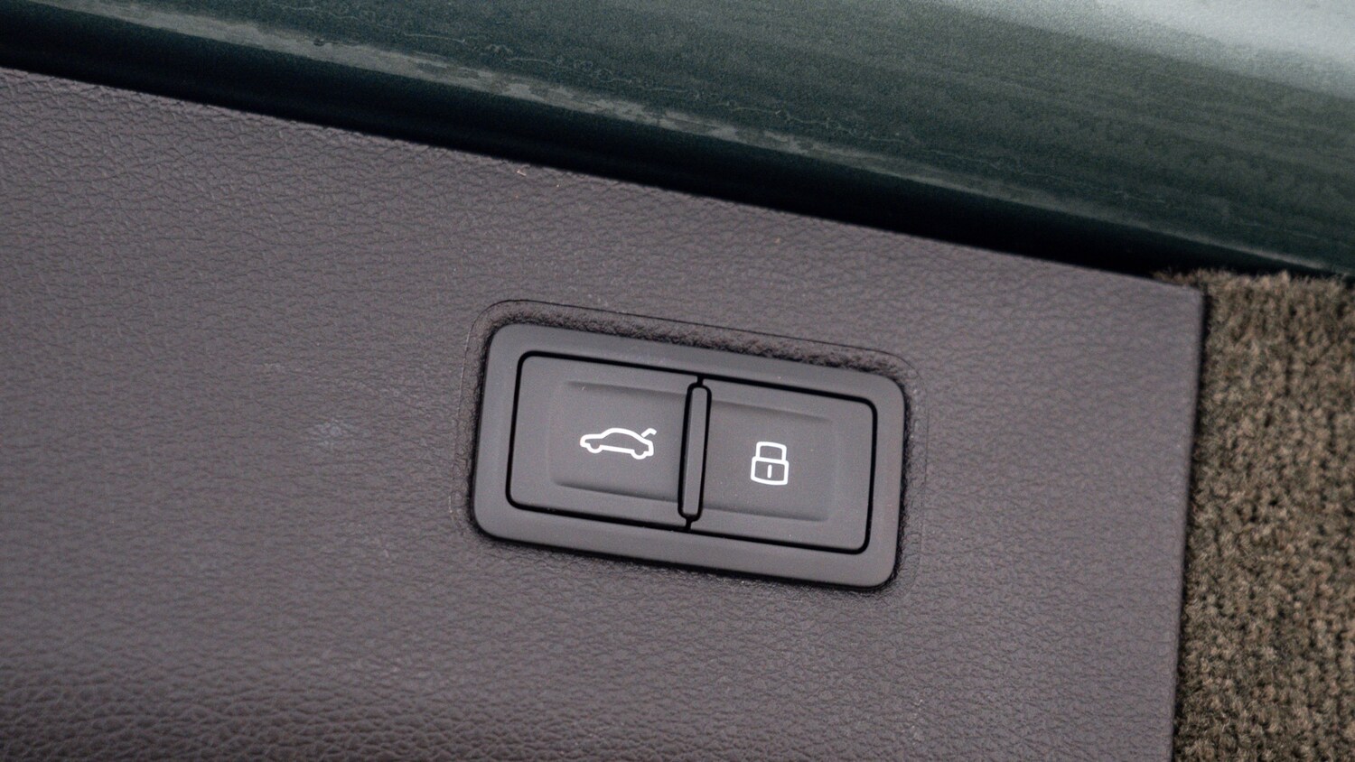 Used Land Rover Defender 2025 for sale - 77702696: Photo 59