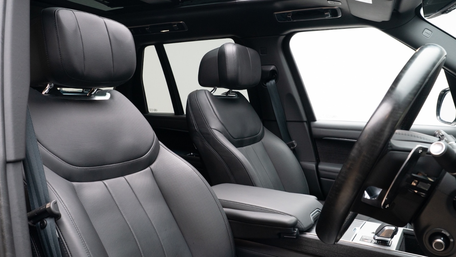 Used Land Rover Range Rover 2024 for sale - 77648038: Photo 3