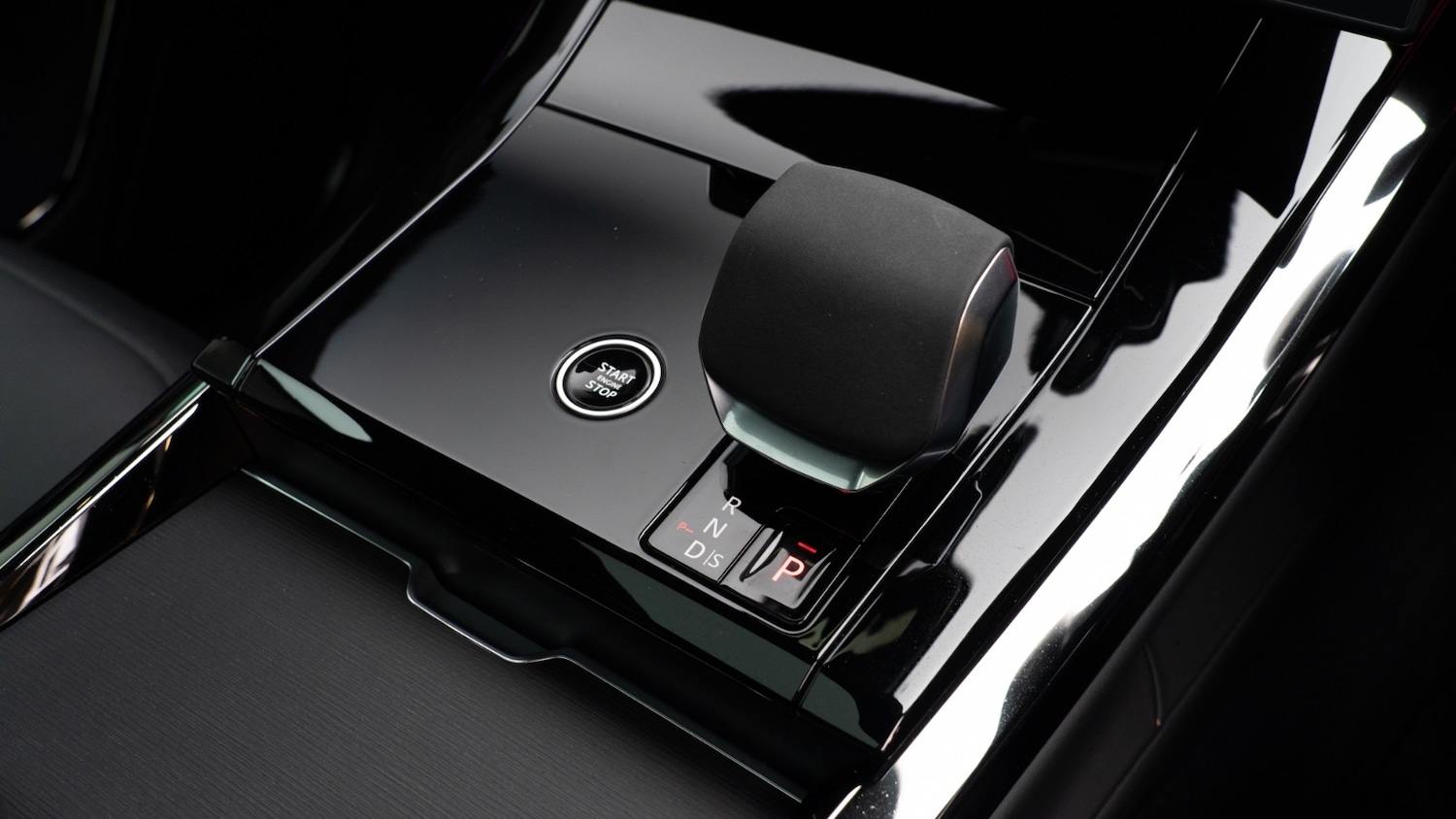 Used Land Rover Range Rover Sport 2024 for sale - 76533938: Photo 11