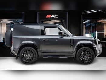 Used Land Rover Defender 2024 for sale - 78846771: Photo