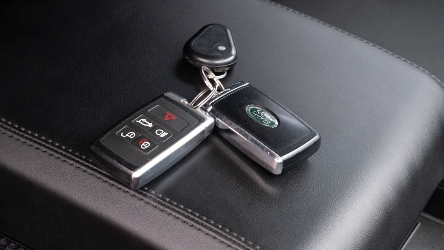 Used Land Rover Defender 2022 for sale - 76640185: Photo 26