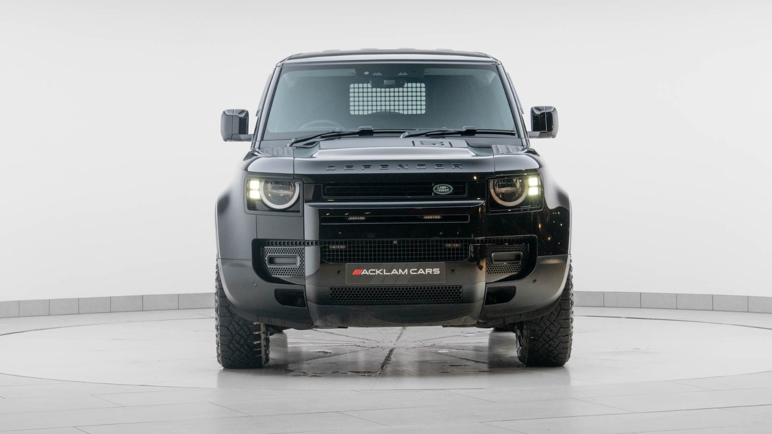 Used Land Rover Defender 2022 for sale - 76640185: Photo 8