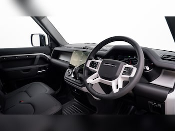 Used Land Rover Defender 2026 for sale - 78328790: Photo