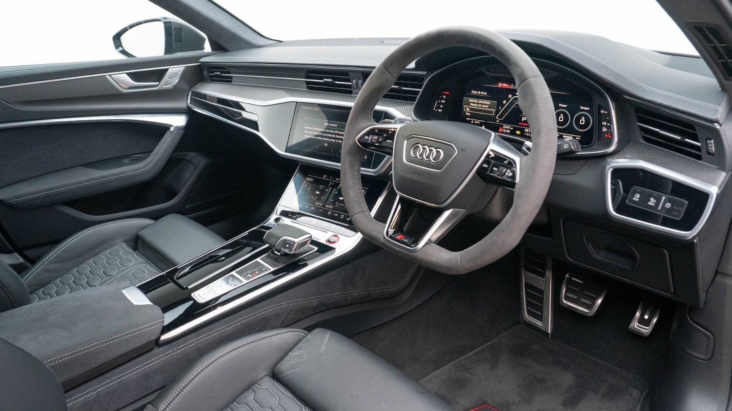 Used Audi RS6 2024 for sale - 76372775: Photo 13