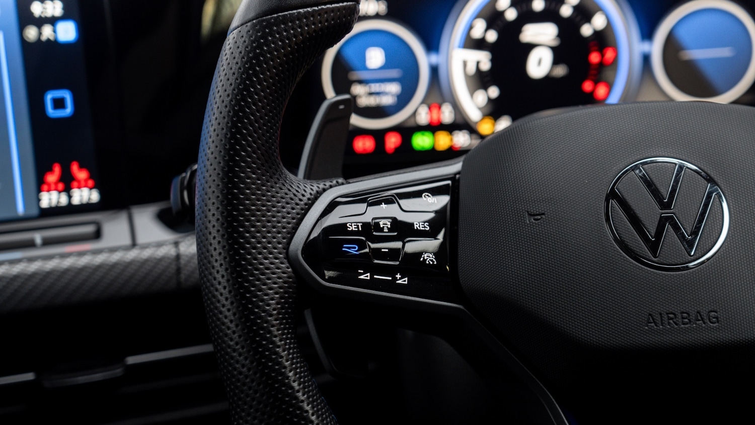 Used Volkswagen Golf 2023 for sale - 77285637: Photo 11