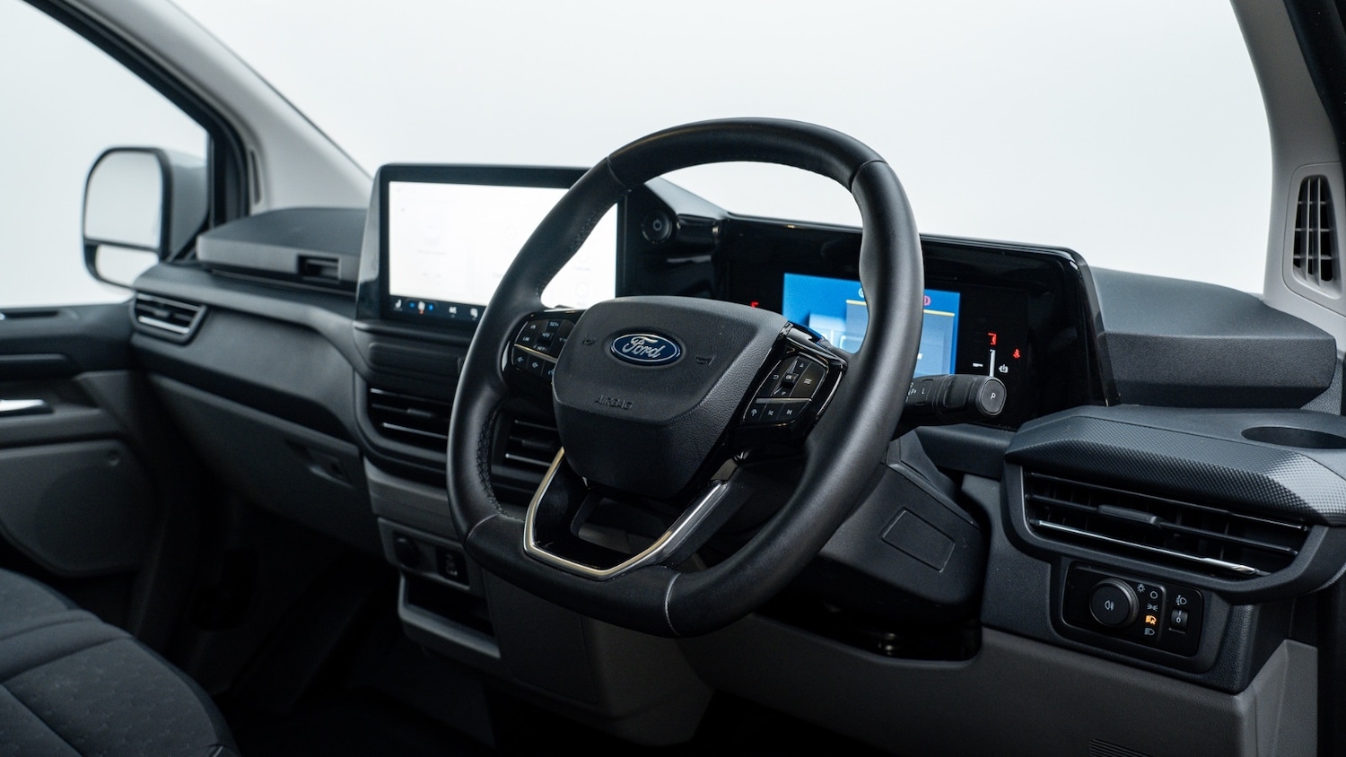 Used Ford E-Transit 2025 for sale - 77095364: Photo 2