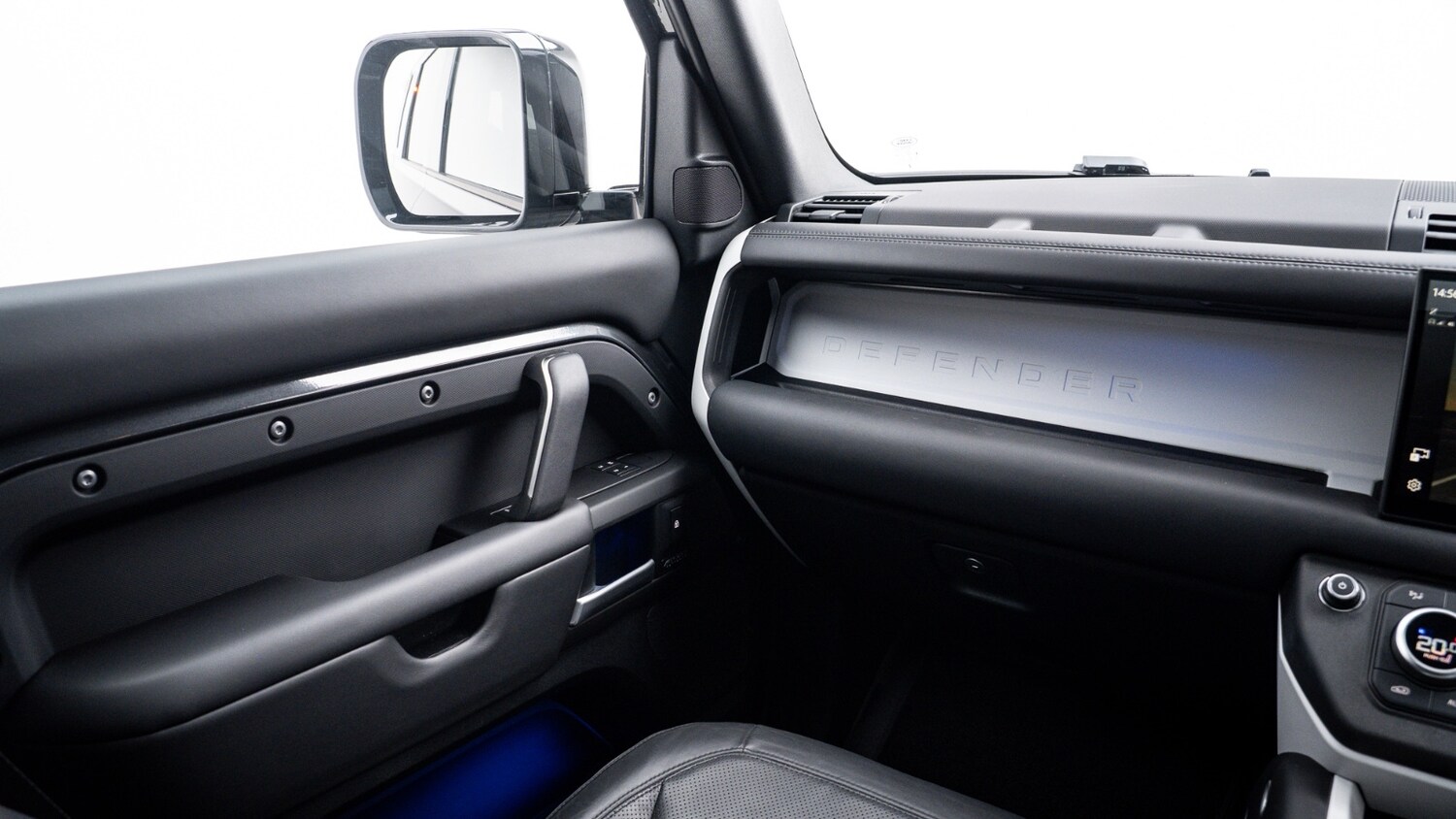 Used Land Rover Defender 2024 for sale - 77959981: Photo 25