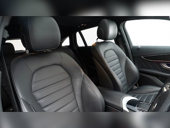 Used Mercedes-Benz EQC 2022 for sale - 76244506: Photo 3
