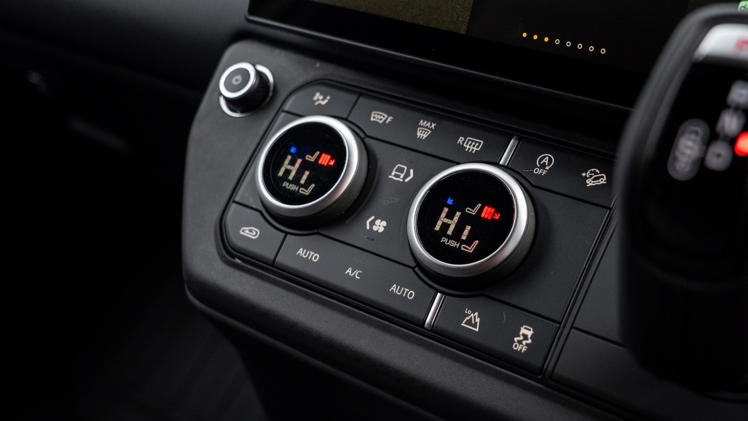 Used Land Rover Defender 2025 for sale - 77235556: Photo 26