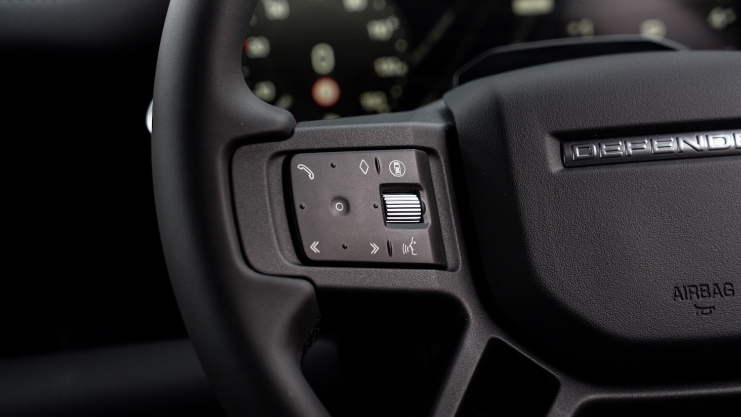 Used Land Rover Defender 2025 for sale - 77235556: Photo 30