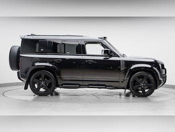 Used Land Rover Defender 2024 for sale - 77457837: Photo