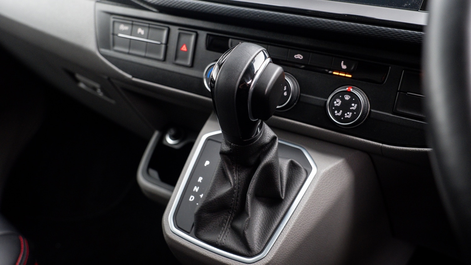 Used Volkswagen Transporter 2024 for sale - 77247960: Photo 21