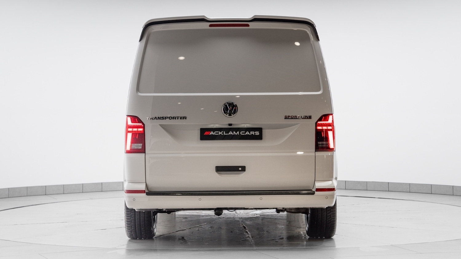 Used Volkswagen Transporter 2024 for sale - 77247960: Photo 8