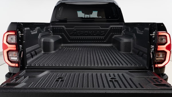 Used Toyota Hilux 2025 for sale - 76289812: Photo 10