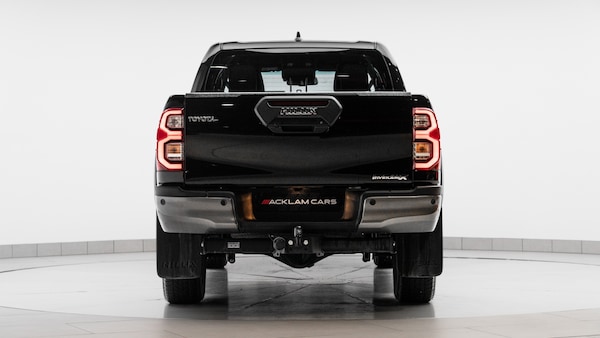 Used Toyota Hilux 2025 for sale - 76289812: Photo 6