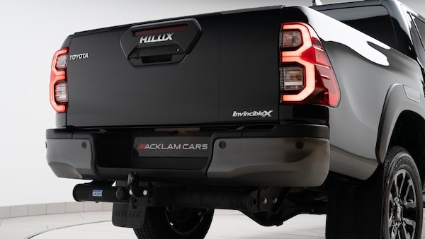 Used Toyota Hilux 2025 for sale - 76289812: Photo 8