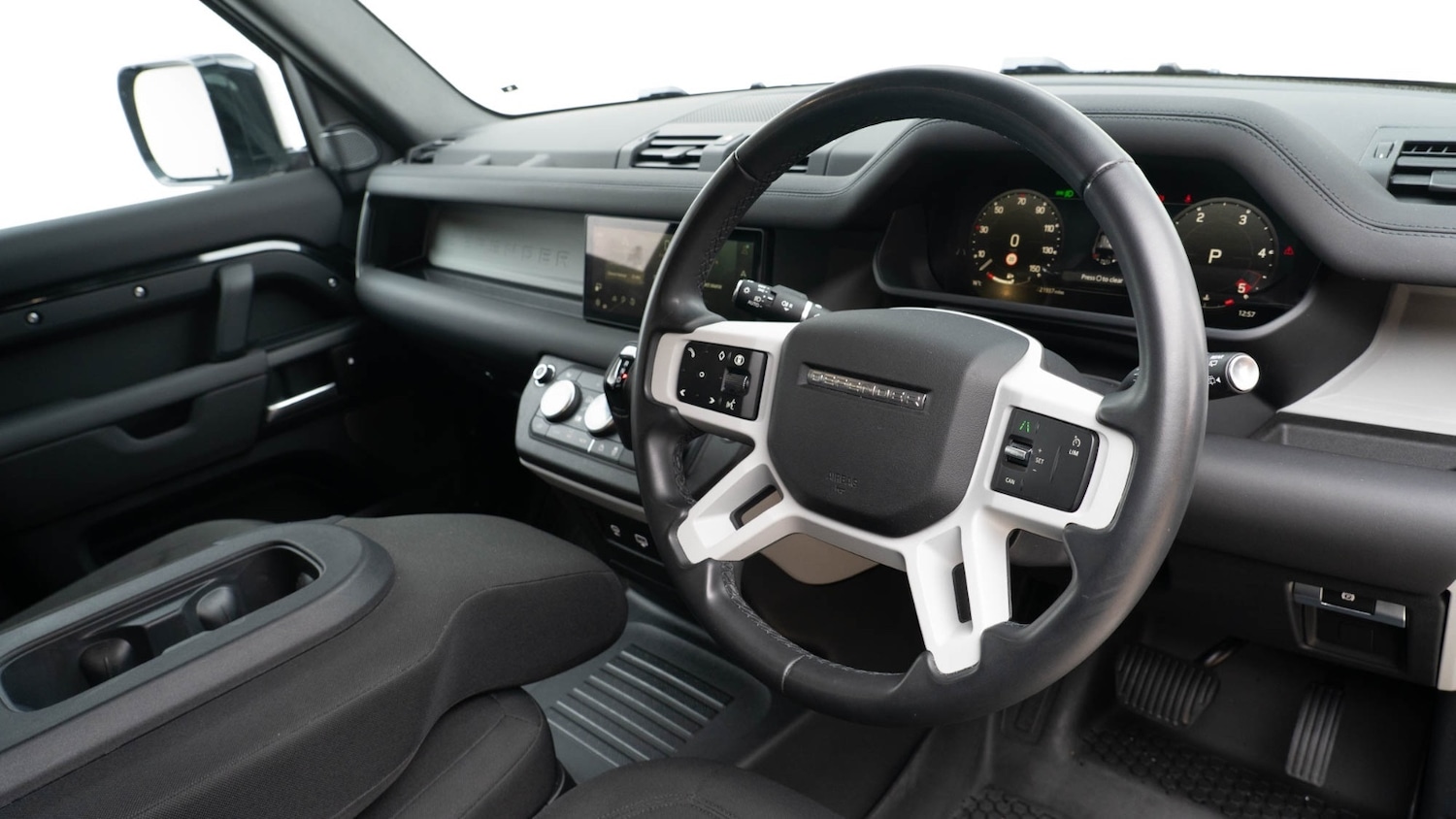 Used Land Rover Defender 2023 for sale - 76104301: Photo 17