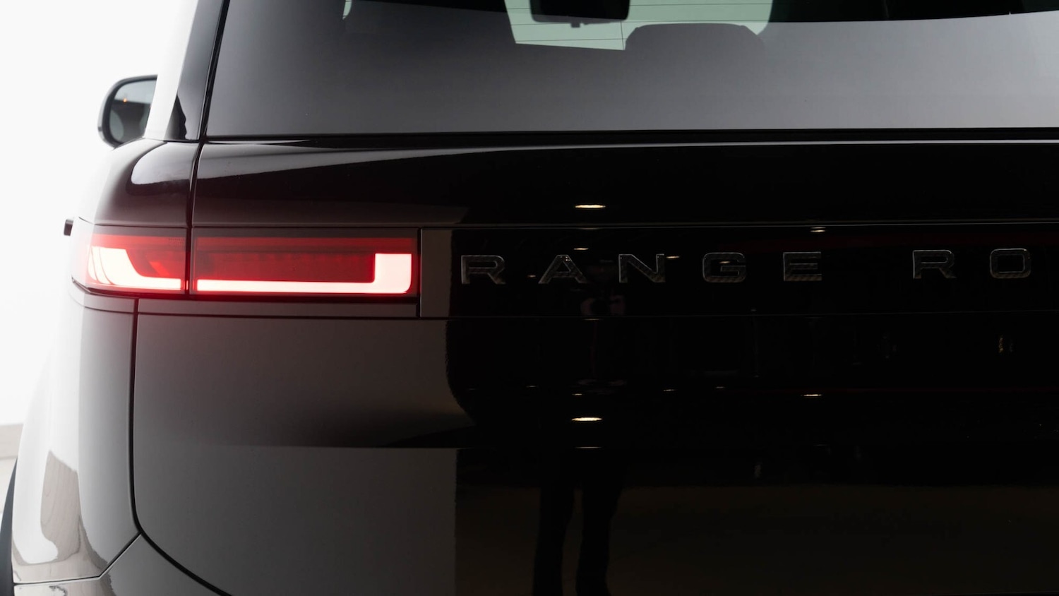 Used Land Rover Range Rover Sport 2024 for sale - 76661041: Photo 11