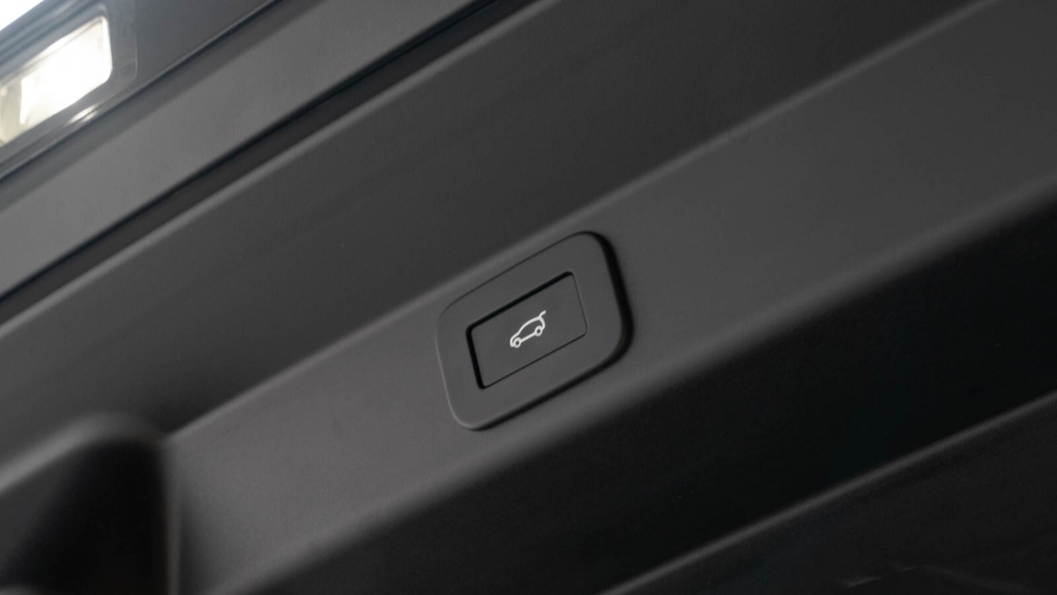 Used Land Rover Range Rover Sport 2024 for sale - 76661041: Photo 14