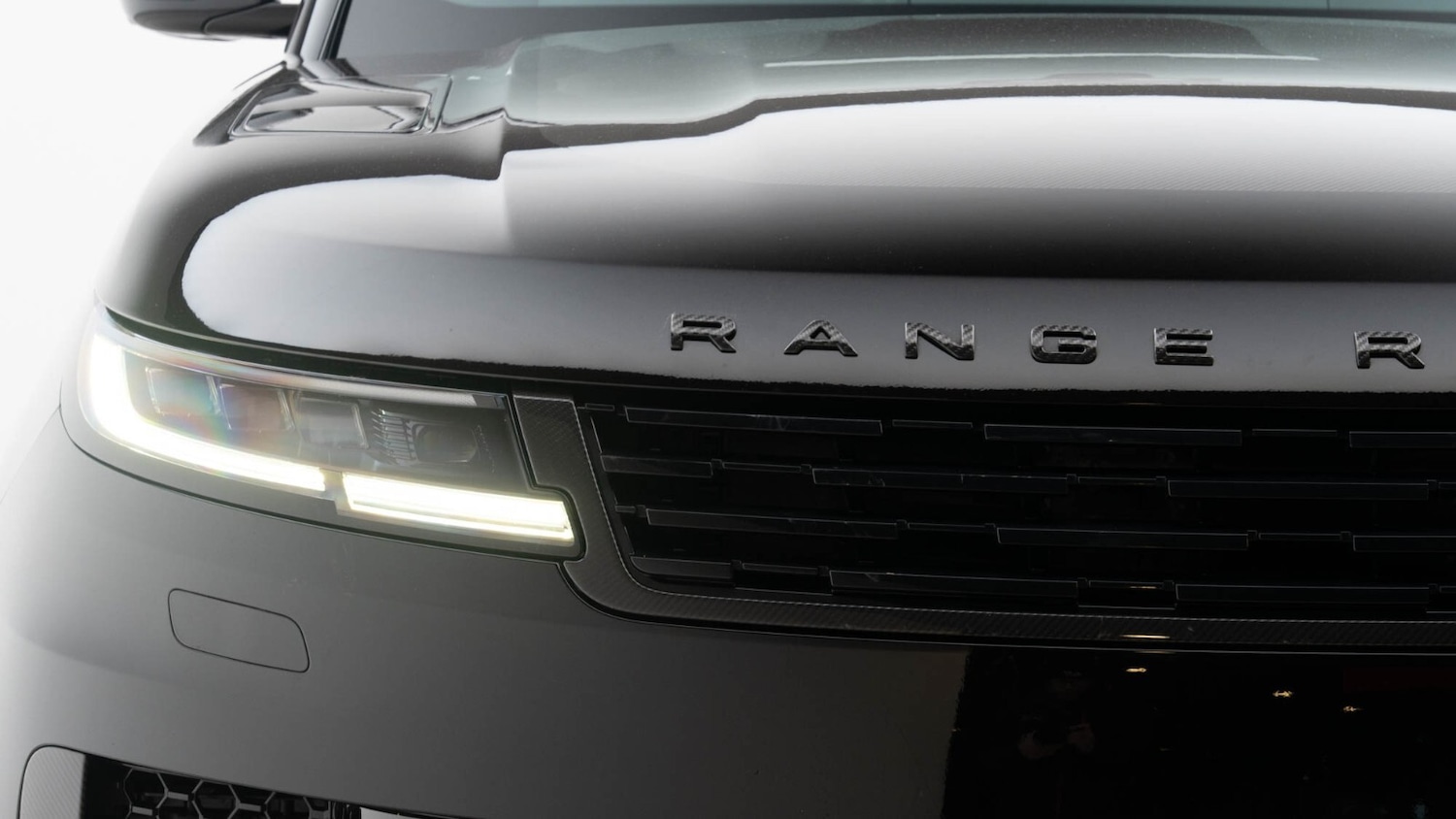 Used Land Rover Range Rover Sport 2024 for sale - 76661041: Photo 8