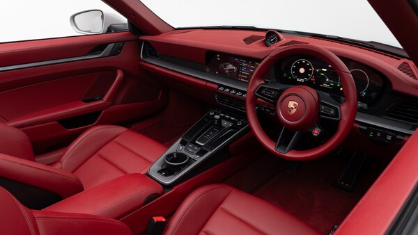 Used Porsche 911 2025 for sale - 75471279: Photo 15