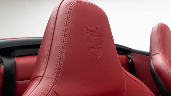 Used Porsche 911 2025 for sale - 75471279: Photo 16