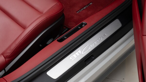 Used Porsche 911 2025 for sale - 75471279: Photo 19
