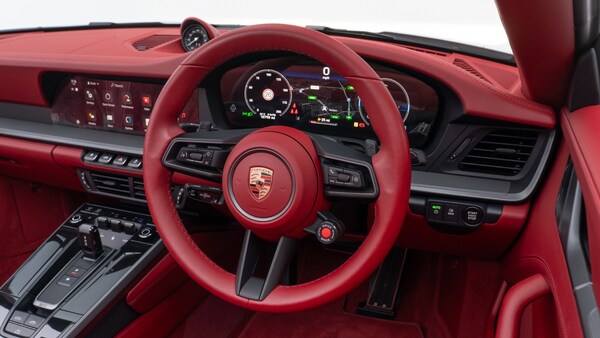 Used Porsche 911 2025 for sale - 75471279: Photo 33