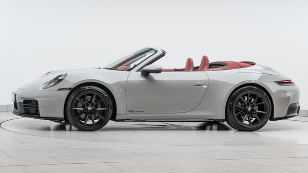 Used Porsche 911 2025 for sale - 75471279: Photo 4