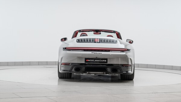 Used Porsche 911 2025 for sale - 75471279: Photo 5