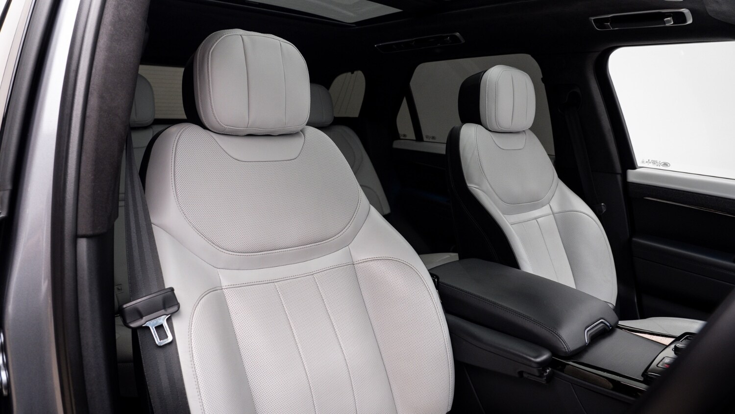 Used Land Rover Range Rover Sport 2023 for sale - 77539778: Photo 3