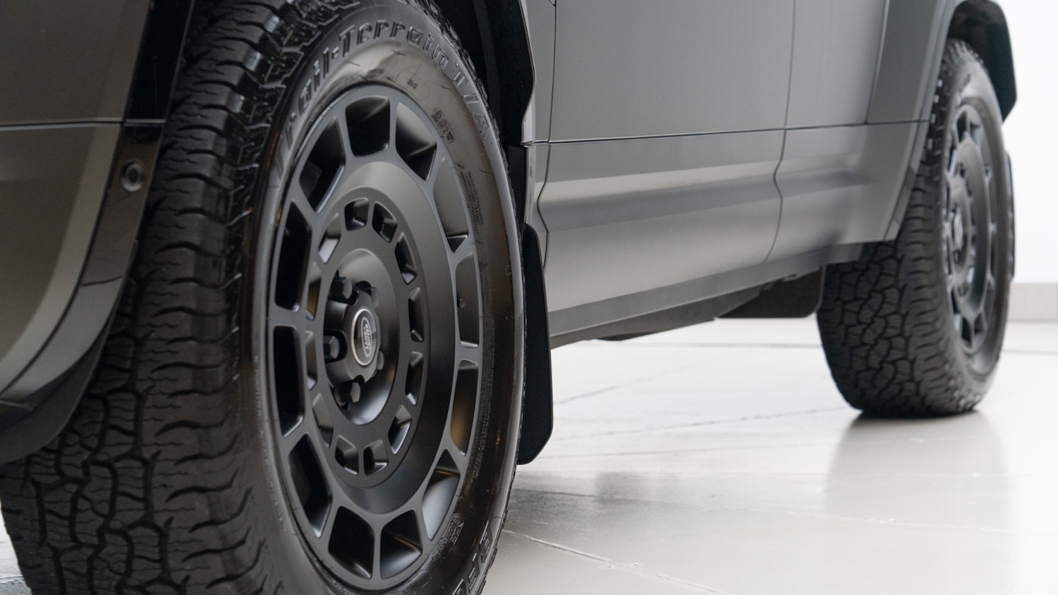 Used Land Rover Defender 2025 for sale - 77778334: Photo 12