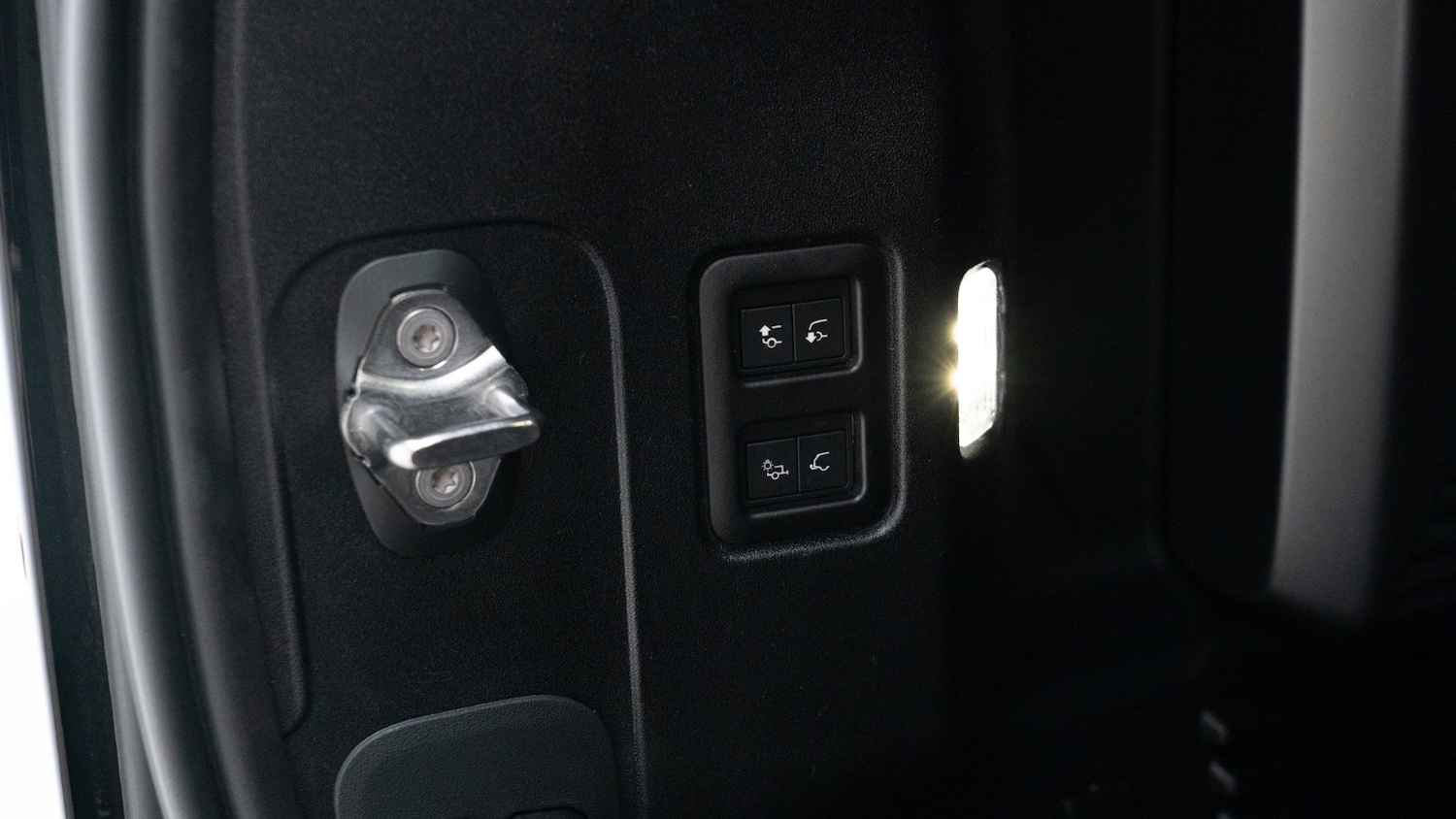 Used Land Rover Defender 2025 for sale - 77778334: Photo 20