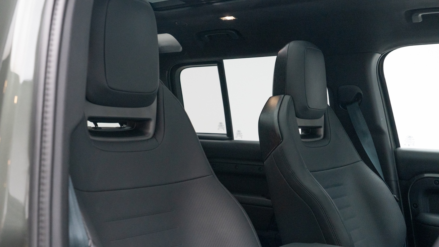 Used Land Rover Defender 2025 for sale - 77778334: Photo 3