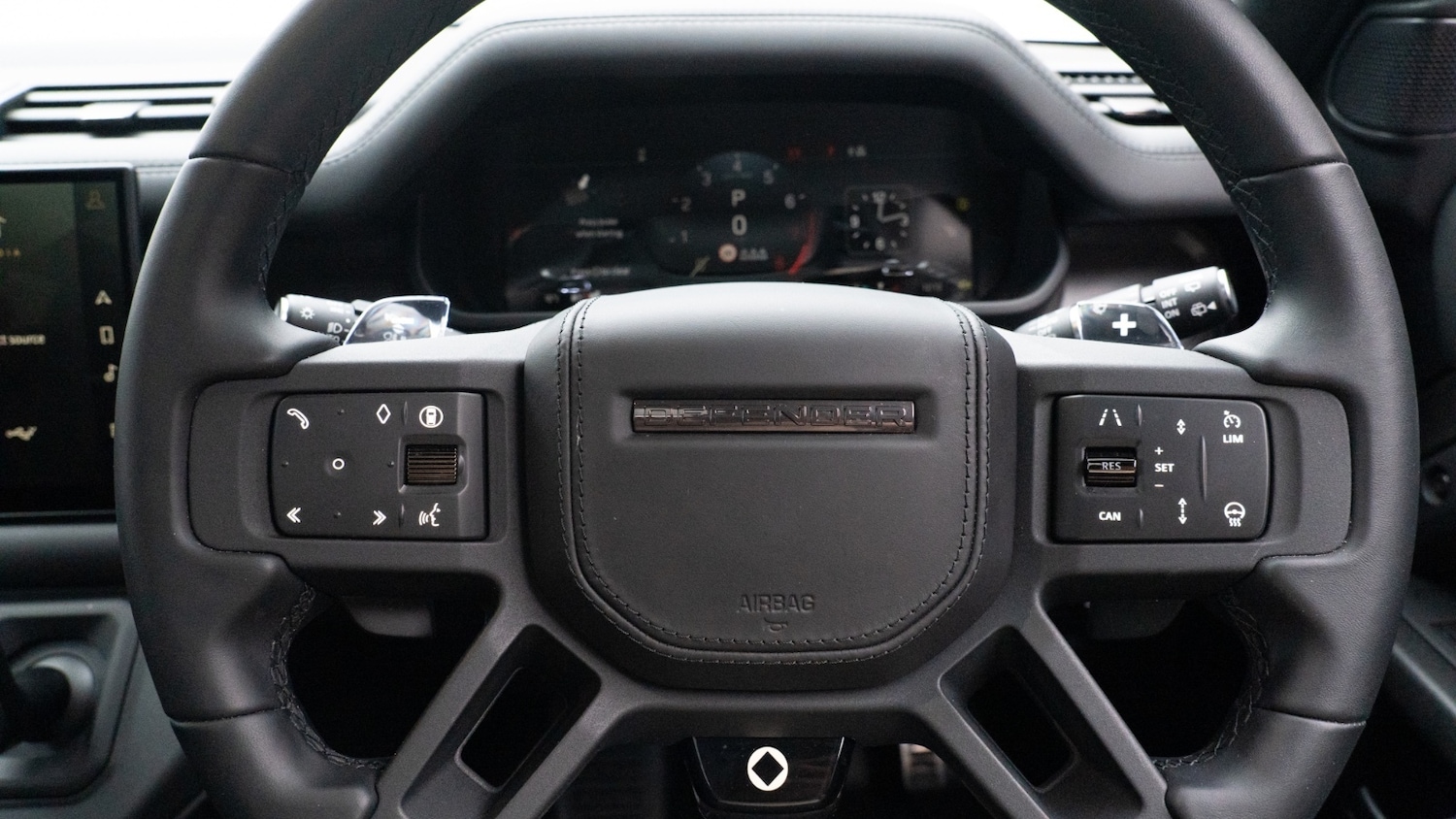 Used Land Rover Defender 2025 for sale - 77778334: Photo 42