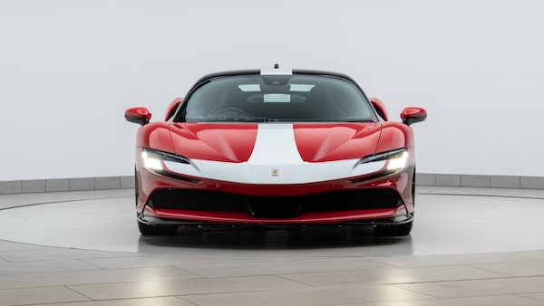 Used Ferrari SF90 Stradale 2021 for sale - 75537310: Photo 10