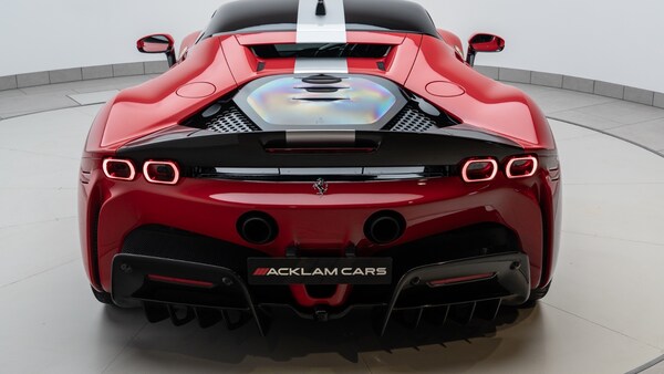 Used Ferrari SF90 Stradale 2021 for sale - 75537310: Photo 18