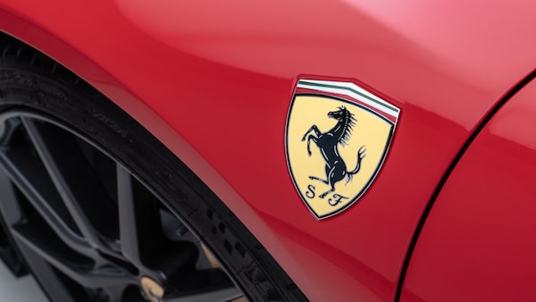 Used Ferrari SF90 Stradale 2021 for sale - 75537310: Photo 23