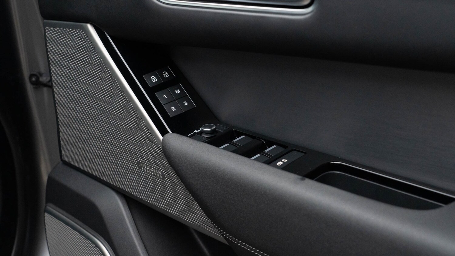 Used Land Rover Range Rover Velar 2022 for sale - 77485064: Photo 31