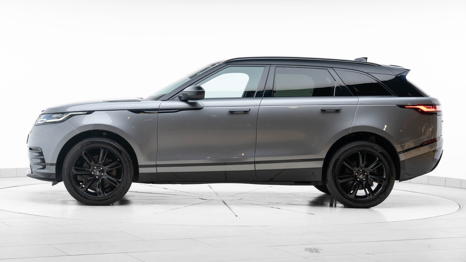 Used Land Rover Range Rover Velar 2022 for sale - 77485064: Photo 4
