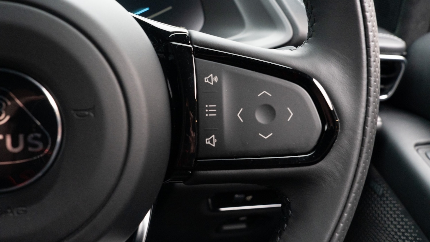 Used Lotus Emira 2024 for sale - 76684168: Photo 26