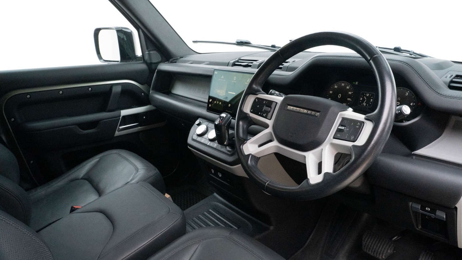 Used Land Rover Defender 2023 for sale - 76589825: Photo 13