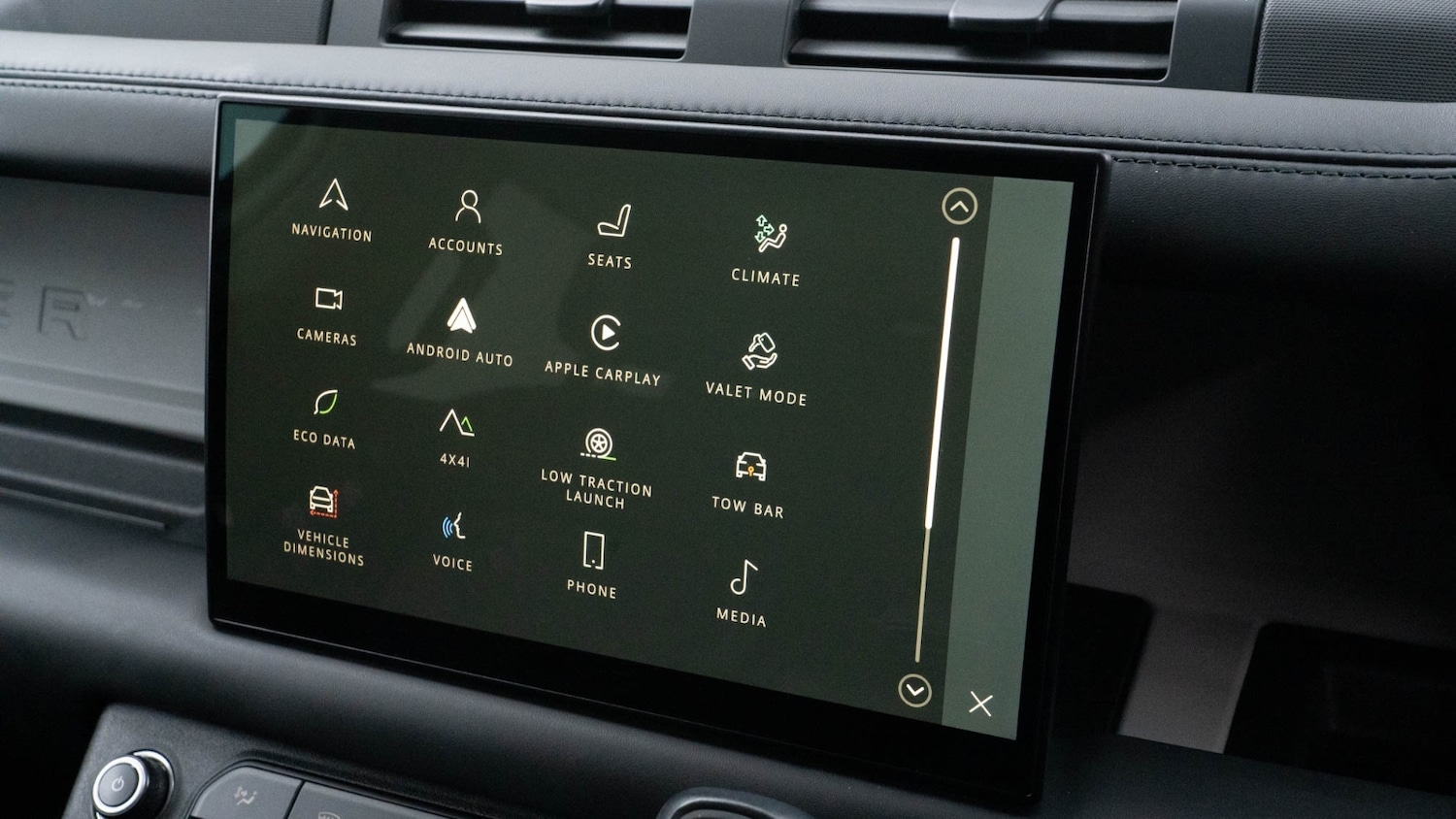 Used Land Rover Defender 2023 for sale - 76589825: Photo 20